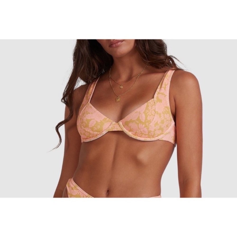 Billabong •• Floral Summer Sun Pink Chloe Underwire Bikini Top | Bondi Bottom - Picture 5 of 16